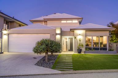 House Sold - WA - Halls Head - 6210 - Incredible Modern Canal Home  (Image 2)