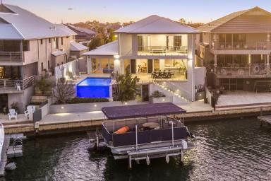 House Sold - WA - Halls Head - 6210 - Incredible Modern Canal Home  (Image 2)