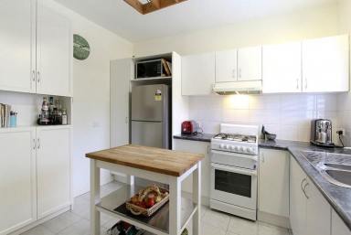 Apartment For Lease - VIC - Parkdale - 3195 - MODERN | PRIVATE | GREAT LOCATION  (Image 2)