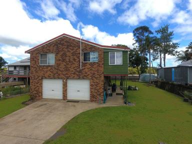 House For Sale - NSW - Broadwater - 2472 - Broadwater Beauuuuty !  (Image 2)
