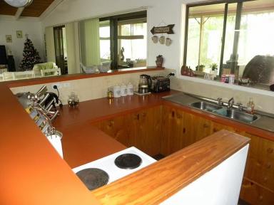 House For Lease - NSW - Catalina - 2536 - Convenient Lifestyle, Everything within Minutes!  (Image 2)