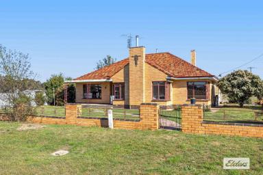 House For Sale - VIC - Landsborough - 3384 - Charming Brick Veneer Home in the Heart of the Pyrenees  (Image 2)