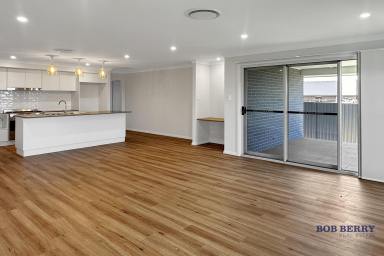 Duplex/Semi-detached Leased - NSW - Dubbo - 2830 - Brand New Four Bedroom Home in Southlakes Estate  (Image 2)