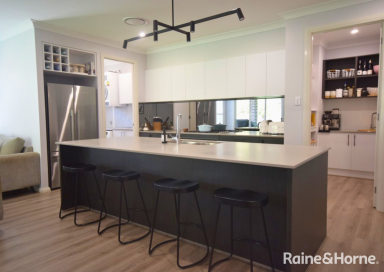 House Leased - NSW - South Nowra - 2541 - Quiet Cul de Sac Location  (Image 2)