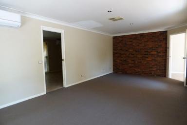 House Leased - NSW - Dubbo - 2830 - Quiet cul-de-sac location  (Image 2)