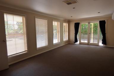 House Leased - NSW - Dubbo - 2830 - Quiet cul-de-sac location  (Image 2)