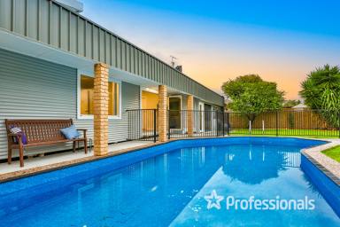 House For Sale - VIC - Mildura - 3500 - A Stunning Renovated Gem with Poolside Luxury Awaits You!  (Image 2)