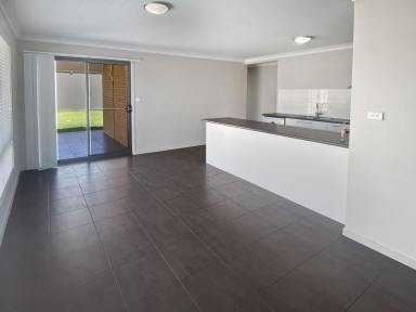 House For Sale - NSW - Leeton - 2705 - Stunning Family Home  (Image 2)