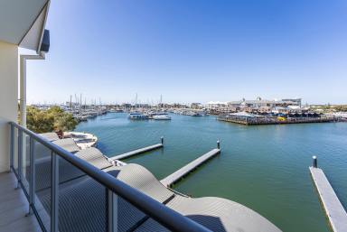 Apartment For Sale - WA - Mandurah - 6210 - BEST POSITION OVER THE WATER  (Image 2)