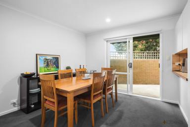 Unit Leased - VIC - Cheltenham - 3192 - IDEALLY LOCATED AND WELL MAINTAINED TWO BEDROOM HOME  (Image 2)