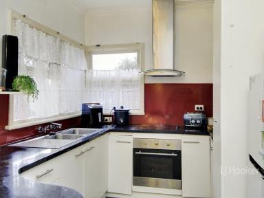 Unit Sold - VIC - Bairnsdale - 3875 - AFFORDABLE LIVING  (Image 2)