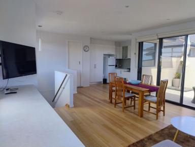 Townhouse For Lease - VIC - Brunswick - 3056 - Bedroom available in 2026. Fully furnished SHARE HOUSE with all bills included!  (Image 2)