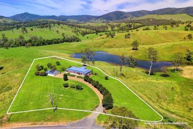 Acreage/Semi-rural For Sale - NSW - Barrington - 2422 - Breathtaking At Barrington!  (Image 2)