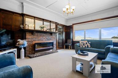 House For Sale - TAS - Smithton - 7330 - Stunning Character, Family Home in Smithton! Available WIWO (Furniture)  (Image 2)
