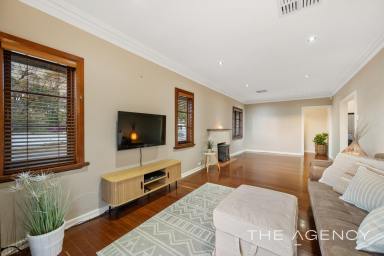 House Sold - WA - Shoalwater - 6169 - Beachside Bliss – Your Coastal Cottage Escape  (Image 2)