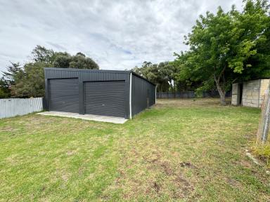 House For Sale - SA - Naracoorte - 5271 - 4 Bedrooms, Fabulous Value, Neat as a Pin 1,214m2 Block  (Image 2)