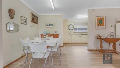 Unit For Sale - VIC - Echuca - 3564 - Sensational Central Opportunity  (Image 2)