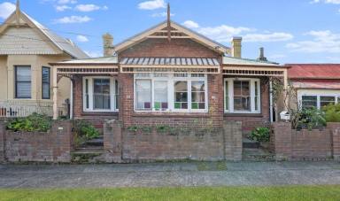 Duplex/Semi-detached For Lease - NSW - Lithgow - 2790 - Spacious 3 Bedroom semi  (Image 2)