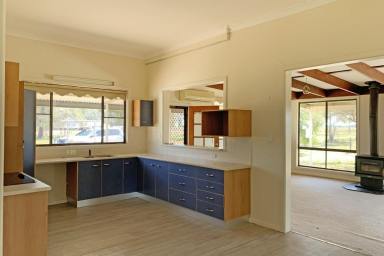 House Leased - NSW - Peak Hill - 2869 - Enjoy the peace and quiet  (Image 2)