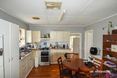 House For Sale - NSW - Warialda - 2402 - GREAT HOME ON CORNER BLOCK  (Image 2)