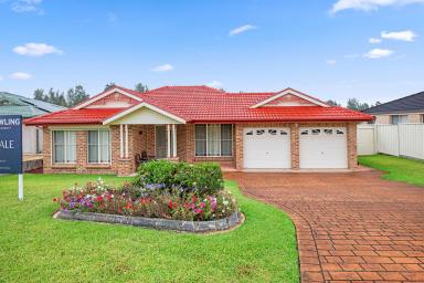 House For Sale - NSW - Raymond Terrace - 2324 - SPACIOUS FAMILY HOME IN SOUGHT-AFTER RIVERVIEW RIDGE  (Image 2)