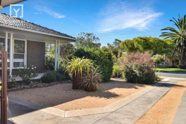 House For Sale - VIC - Mooroopna - 3629 - Spacious Family Home Offering Great Value  (Image 2)