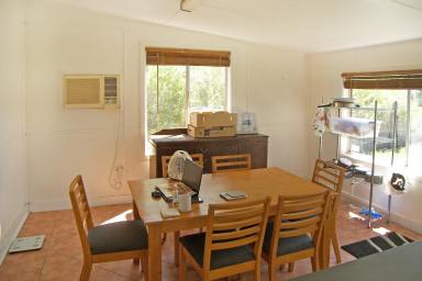 House For Sale - NSW - Bourke - 2840 - Just a stone throw from the Darling river.  (Image 2)