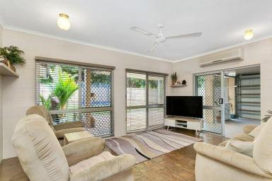 House For Sale - QLD - Mooroobool - 4870 - Spacious Family Home with Pool and Side Access!  (Image 2)