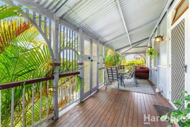 House For Sale - QLD - Maryborough - 4650 - Beautifully Preserved 94-Year-Old Queenslander on Tooley Street.  (Image 2)