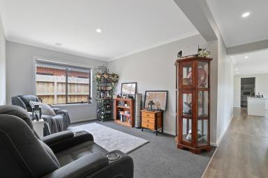 House For Sale - VIC - North Wonthaggi - 3995 - Modern, Low Maintenance Living  (Image 2)