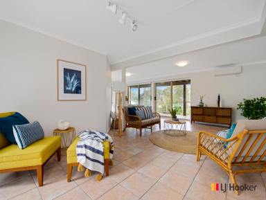 House For Sale - NSW - Surfside - 2536 - "Coastal Haven with Lovely Ocean Views and Dual-Living Potential"  (Image 2)