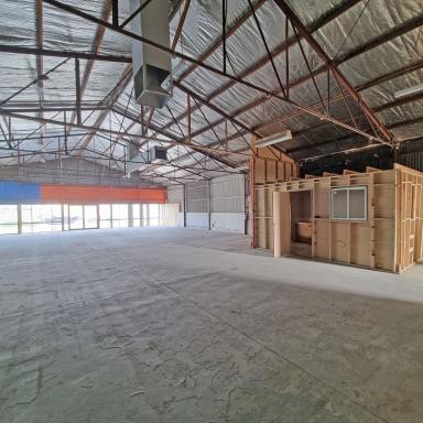 Industrial/Warehouse For Lease - VIC - Kerang - 3579 - Commercial opportunity in prominent position with Highway exposure  (Image 2)