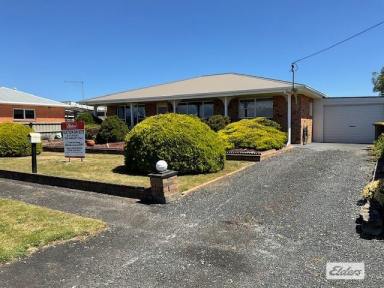 House Sold - TAS - Stanley - 7331 - SOLD PRIOR TO AUCTION!
LOW MAINTENANCE - CONVENIENT LOCATION  (Image 2)