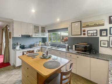 House For Sale - NSW - Bombala - 2632 - Exceptional Living Experience Awaits  (Image 2)