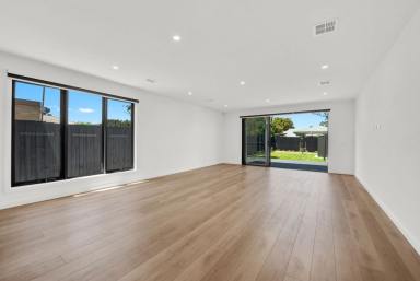 Townhouse For Sale - VIC - Seaford - 3198 - Brand New: Luxurious Coastal Living with Convenience  (Image 2)