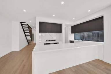 Townhouse For Sale - VIC - Seaford - 3198 - Brand New: Luxurious Coastal Living with Convenience  (Image 2)