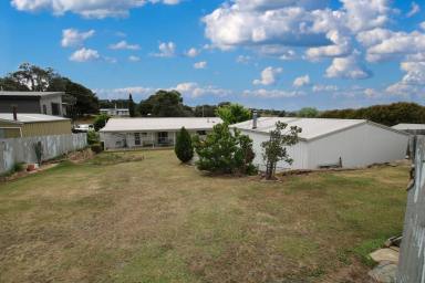 House For Sale - NSW - Bombala - 2632 - Space, Comfort, and Potential  (Image 2)