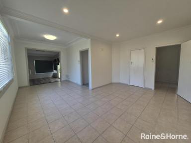 House Leased - NSW - North Nowra - 2541 - Charming Family Home in North Nowra  (Image 2)