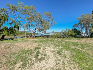 House Auction - VIC - Lake Charm - 3581 - Wonderful elevated lakeview  (Image 2)