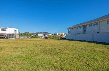 Residential Block For Sale - QLD - Hope Island - 4212 - Rare North-Facing Golf Front Land | 846sqm in Hope Island Resort  (Image 2)