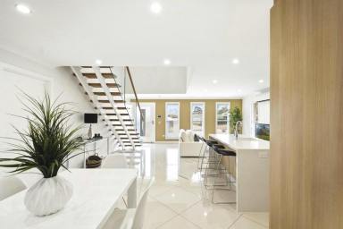 Townhouse For Lease - QLD - Rangeville - 4350 - Sophistication, Style & Space  (Image 2)