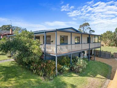 House For Sale - VIC - Fish Creek - 3959 - Big house, big block, brilliant location  (Image 2)