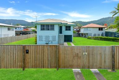 House For Lease - QLD - Earlville - 4870 - Charming Highset Residence  (Image 2)