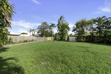 House For Sale - QLD - Edmonton - 4869 - 1,005m2.....4 BEDROOMS + ENSUITE  (Image 2)