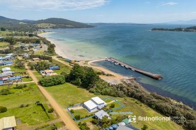 House For Sale - TAS - Alonnah - 7150 - Manfield Seaside Bruny Island - A Dream Home & Visitor Haven  (Image 2)