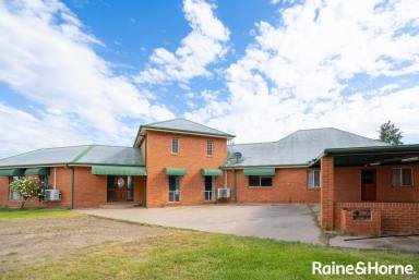 House For Lease - NSW - Rowan - 2650 - RURAL LIVING IN ROWAN  (Image 2)