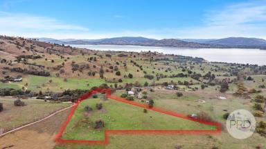 Residential Block For Sale - VIC - Bethanga - 3691 - LAKE HUME VIEWS - LIFESTYLE OPPORTUNITY  (Image 2)