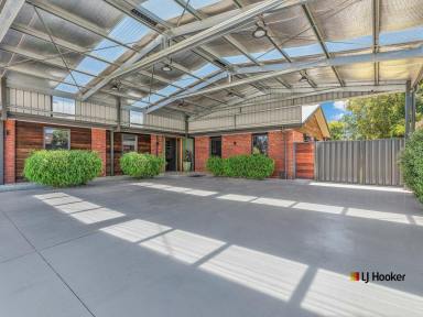 House For Sale - VIC - Echuca - 3564 - “Stylish Renovation, Prime Location – The Perfect Place to Call Home”  (Image 2)
