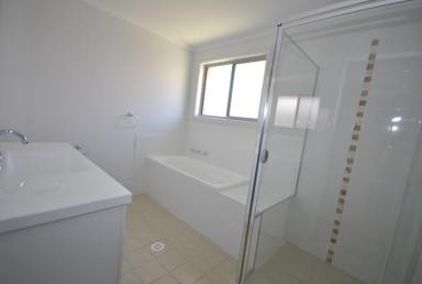 Townhouse For Lease - NSW - Worrigee - 2540 - NEAT & TIDY, EASY LIVING  (Image 2)