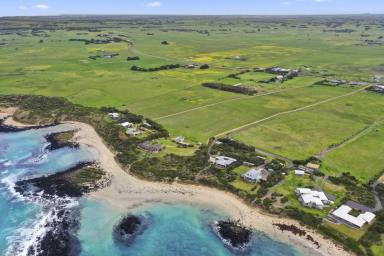 Residential Block For Sale - VIC - Port Fairy - 3284 - Prime Waterfront Opportunity in Port Fairy with Breath-taking Coastal Views (Image 2)